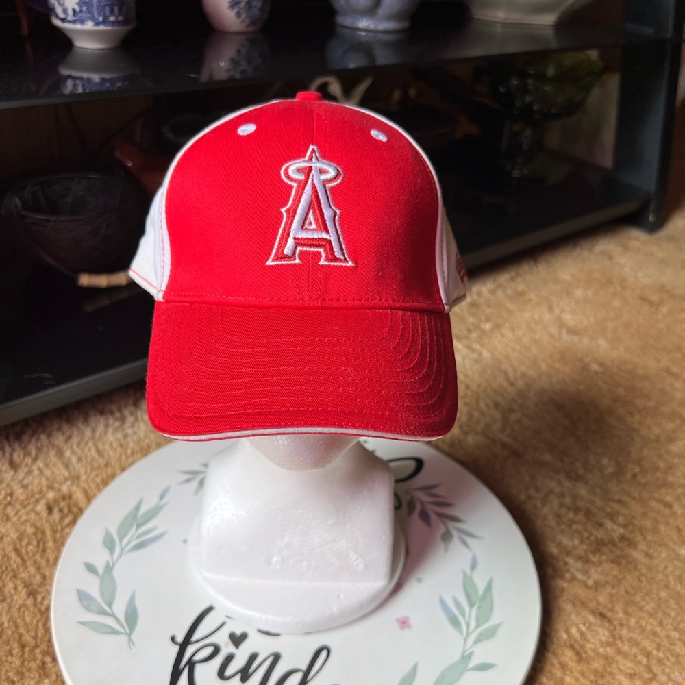 ⚾️Vintage LOS ANGELES ANGELS NEW ERA HAT.⚾️